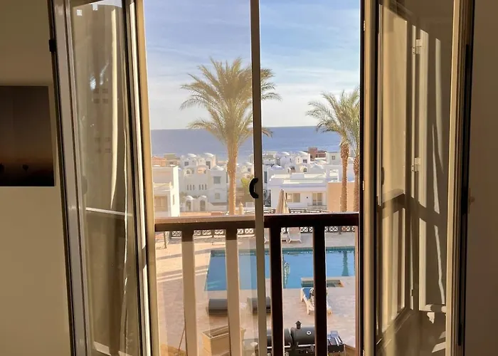 Apartman A Dream With A Sea View In Azzurra Gurdaka